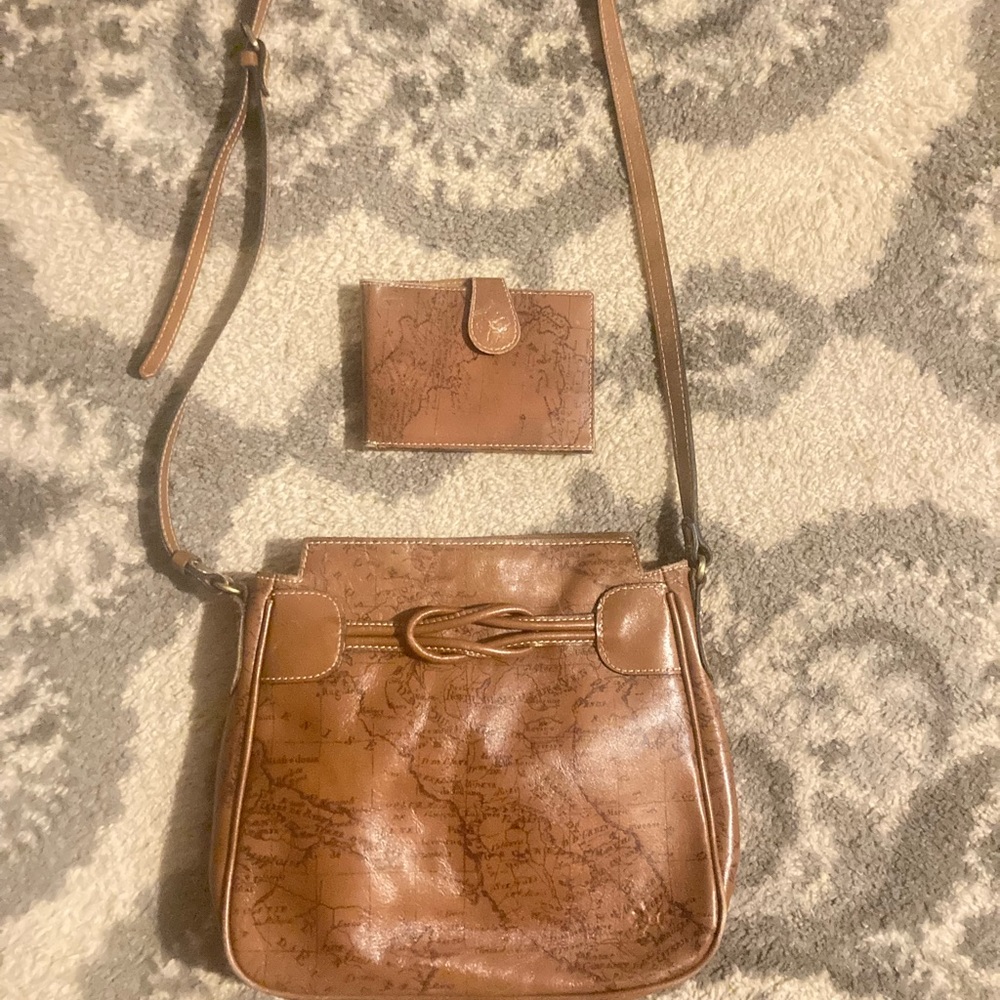 Patricia Nash Signature Map Antilly North/South & wallet!